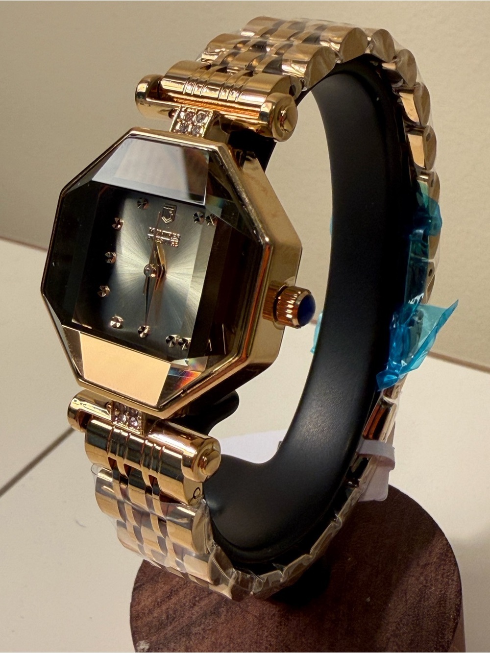 NEW Montres Prestige MPW-0026 – Gold Tone | Octagon Case | New with Box